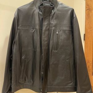 Men’s Roundtree & Yorke Leather Jacket. New with tags. Size XL, black.